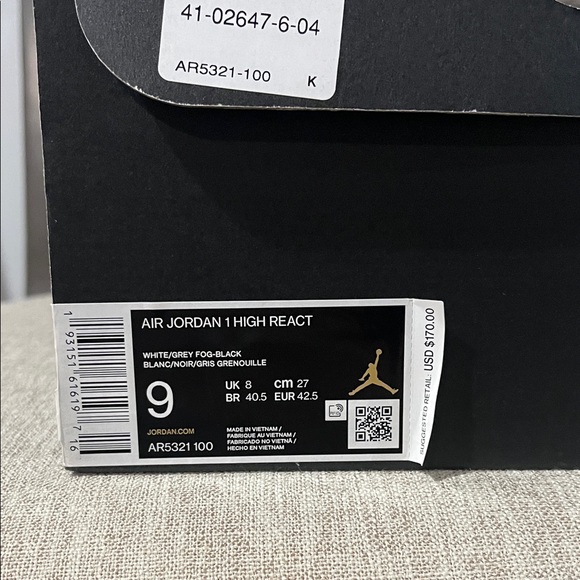 Nike Gray and White High-Tops - Picture 3 of 3